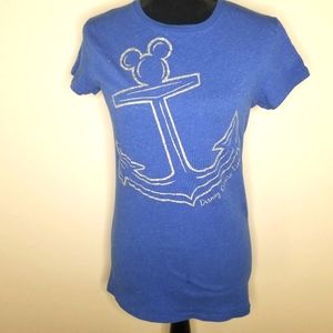 Disney Cruise Line Women’s T-Shirt in Size Medium